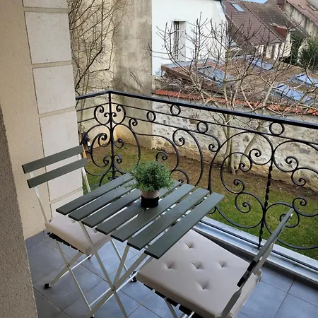 Apartment Cocooning House 212 Cosy Sunshine Aeroport Paris Roissy Cdg Et Parc Asterix *