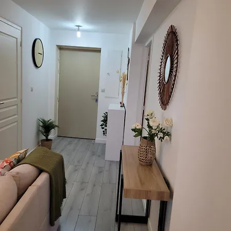Cocooning House 212 Cosy Sunshine Aeroport Paris Roissy Cdg Et Parc Asterix Survilliers